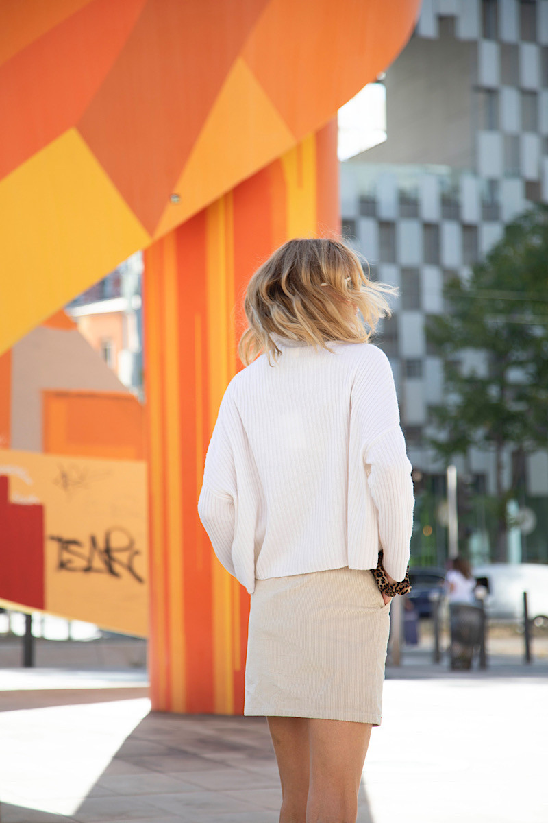 Maevy Mouvement Libre - Jupe Mini Vogue Velvet Craie