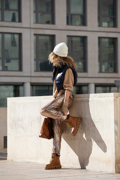 Newtone - Bonnet Hayer Bleed Ecru