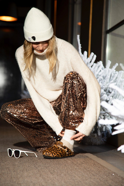 Newtone - Bonnet Hayer Bleed Ecru