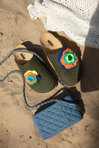 Amrose - Sabots Camelia Kaki (2)