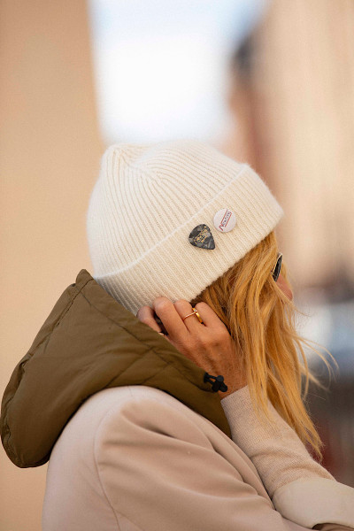 Newtone - Bonnet Hayer Bleed Ecru