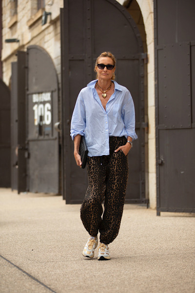 Souvenir - Jogging Leopard