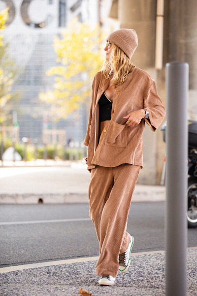 Maevy Mouvement Libre - Pantalon Vintage Nuts Velours (2)