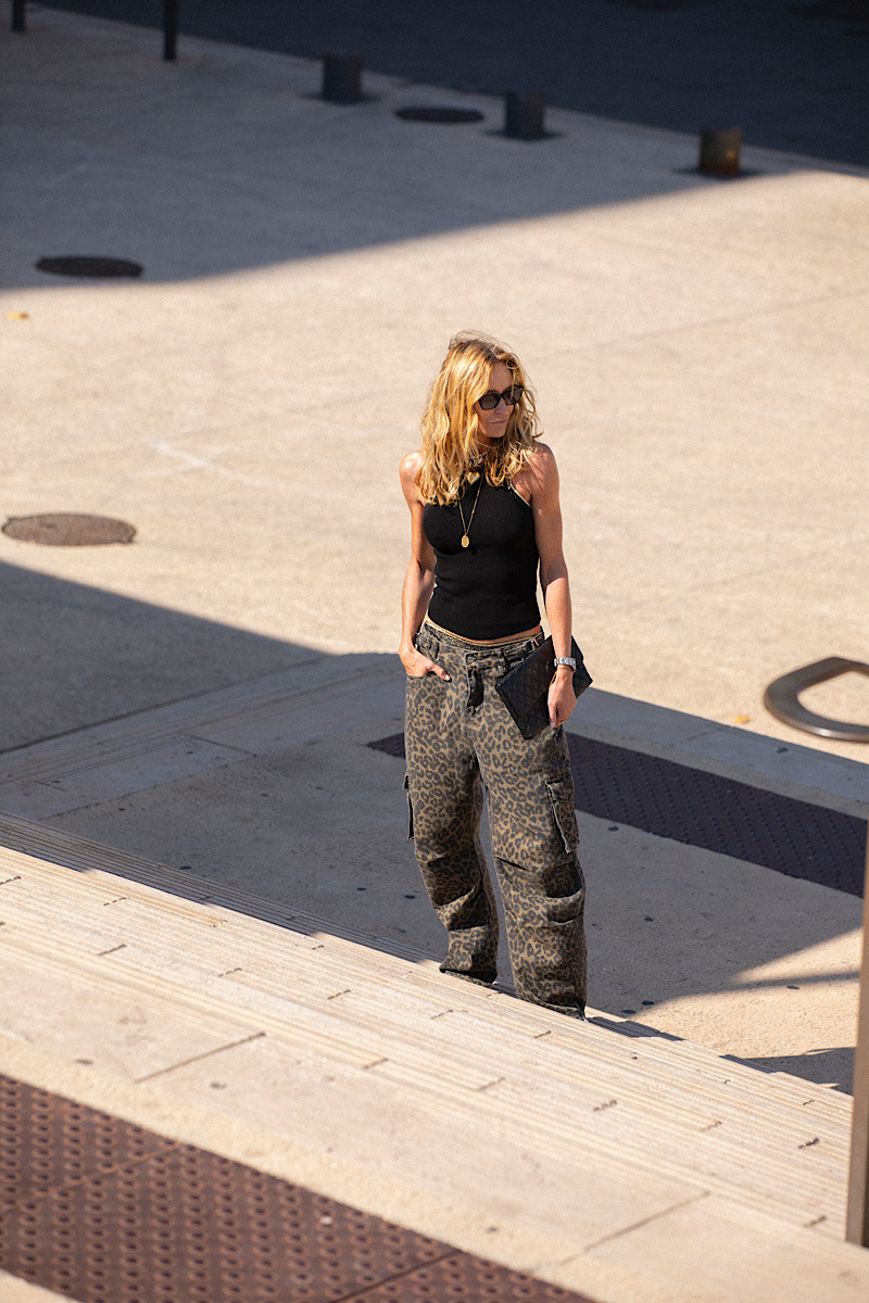 Souvenir - Top Slim Côtelé Noir