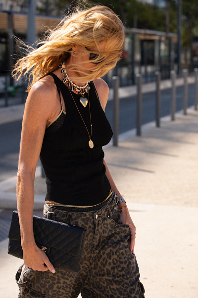 Souvenir - Top Slim Côtelé Noir