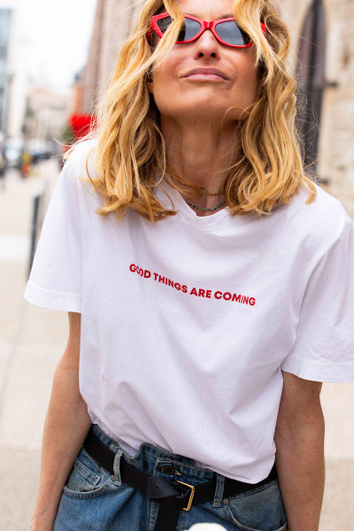 Madone - T-shirt Good Things Are Coming