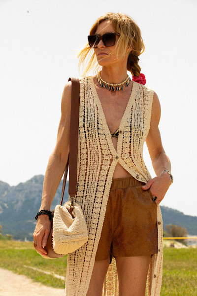 Maevy Mouvement Libre - Short Vegan Suede Nuts