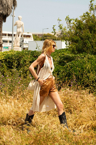 Maevy Mouvement Libre - Short Vegan Suede Nuts