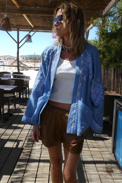 Madone - Kimono Brodé Bleu