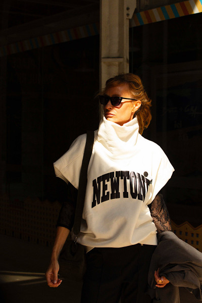 Newtone - Sweatshirt Sharper Tone Dirty White (2)