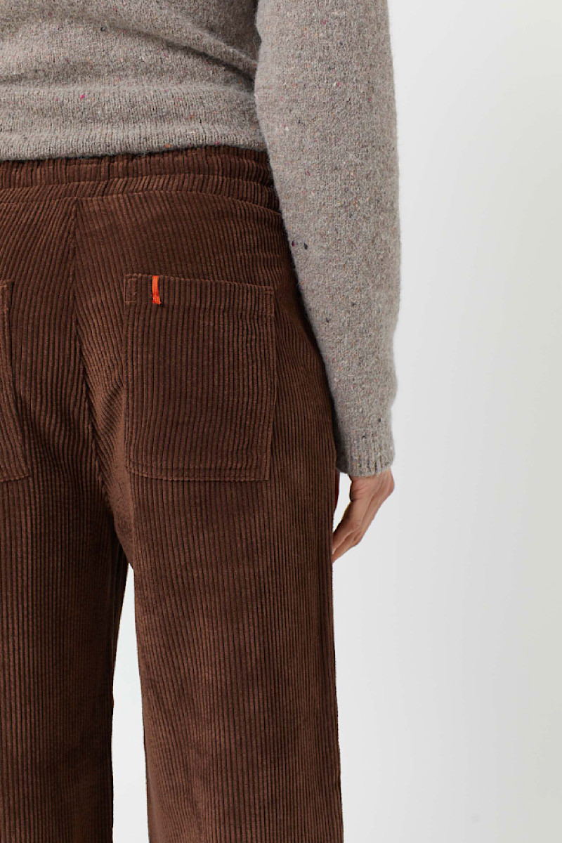 Maevy Mouvement Libre - Pantalon Vintage Choco