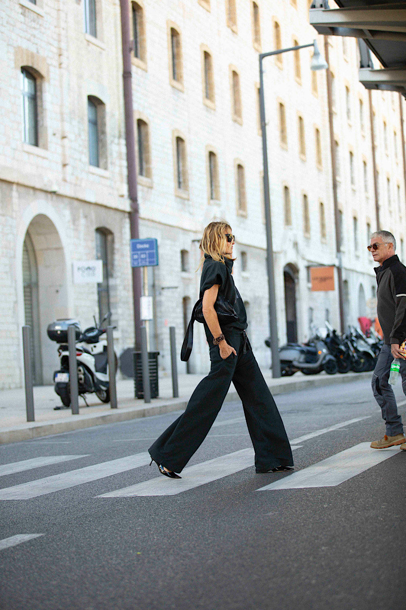 Newtone - Sweatpants Lester Bleed Night