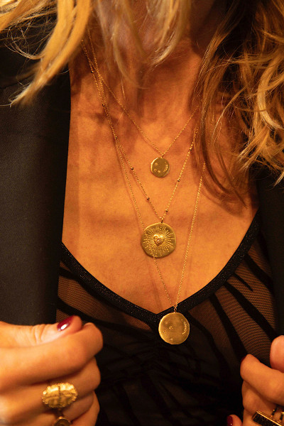 LOUISE HENDRICKS - Collier In Love