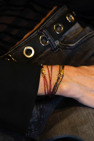 LOUISE HENDRICKS - Bracelet Jonc Cornes Bordeaux