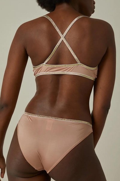 La Nouvelle - Triangle Georgia Rosee